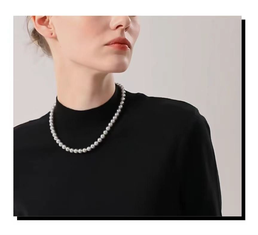 Beautiful, High-End, Luxurious And Shiny Bead Necklace