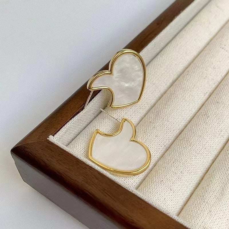 High-End Light Luxury Temperament Love Notch Earrings