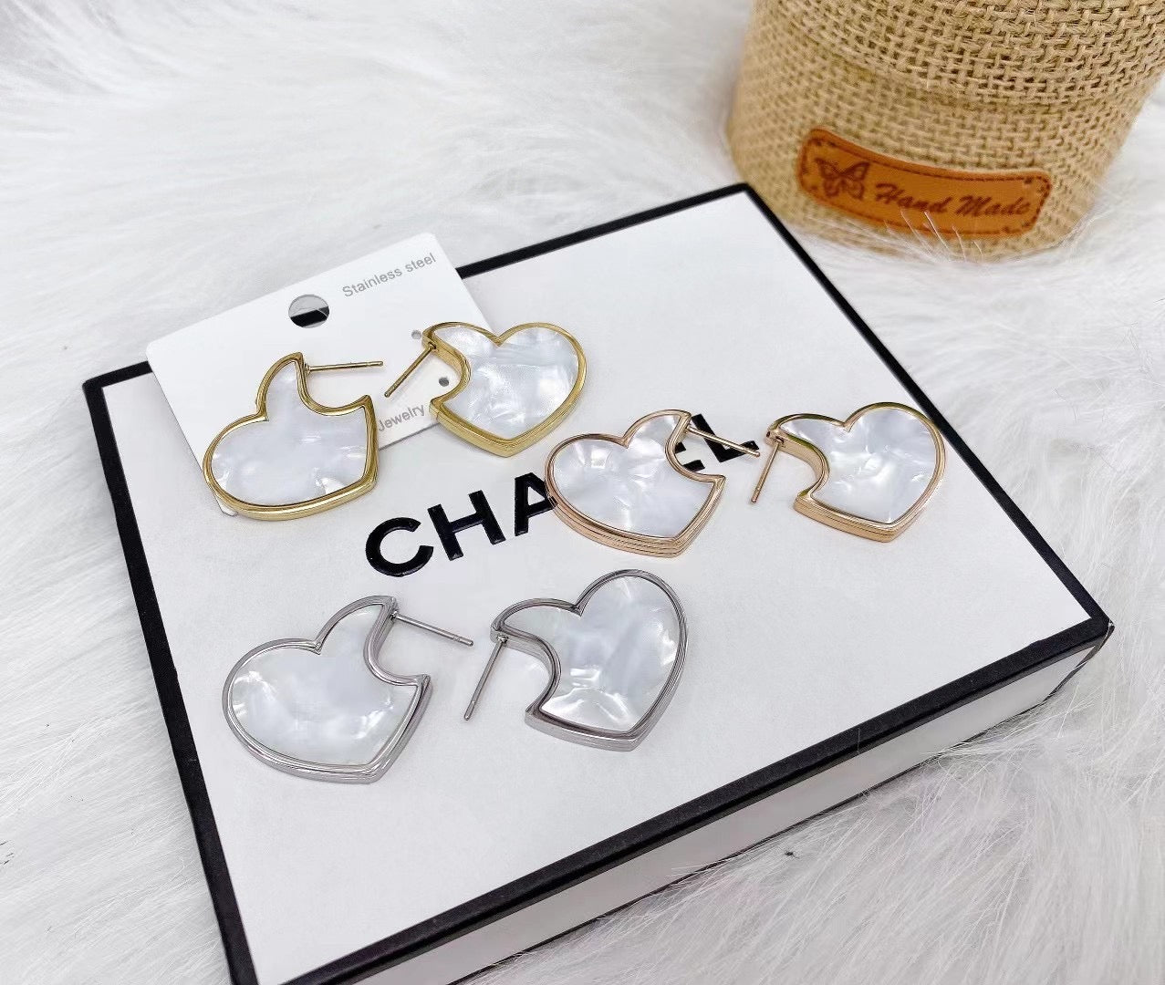 High-End Light Luxury Temperament Love Notch Earrings