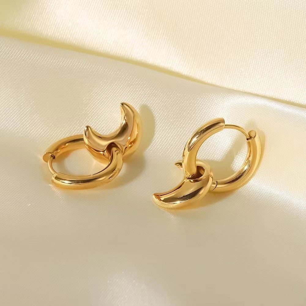 High-End Light Luxury Moon Earrings