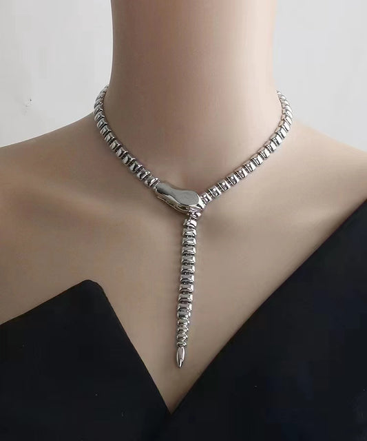 Hot Selling Fashion Premium Silver Snake Pendant Necklace