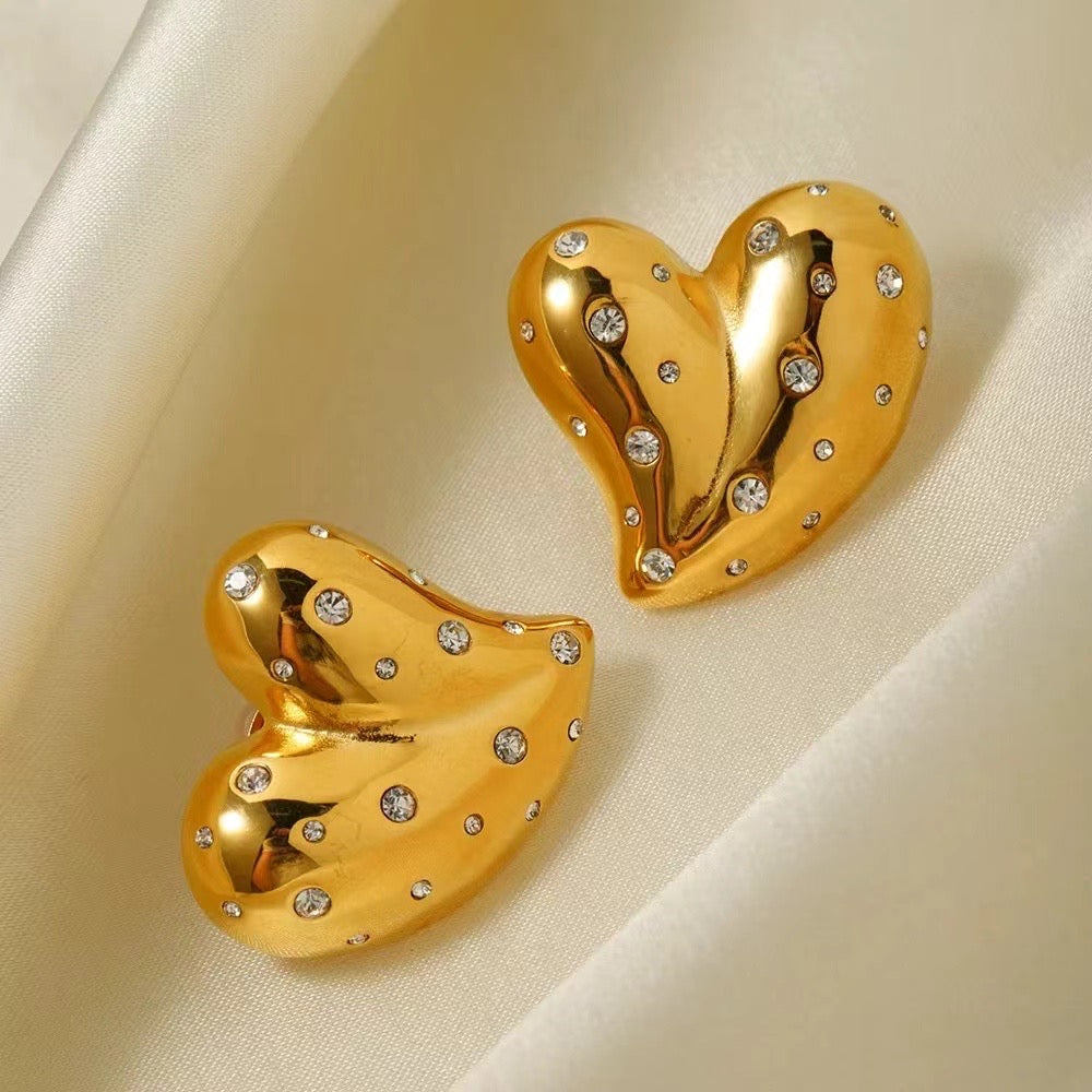 Heart-shaped Earrings With Diamonds