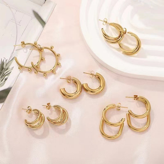 Gold Round Series Earrings