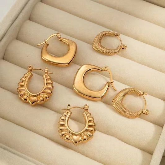 Gold Round Series Earrings