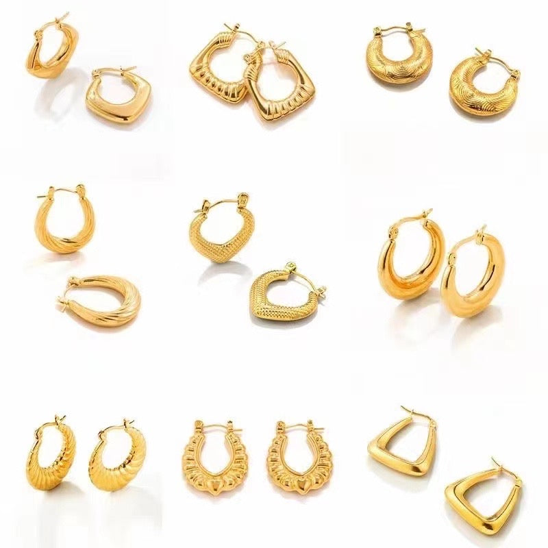 Gold Round Series Earrings