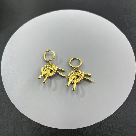 European And American Punk Metallic Gold Drop Earrings