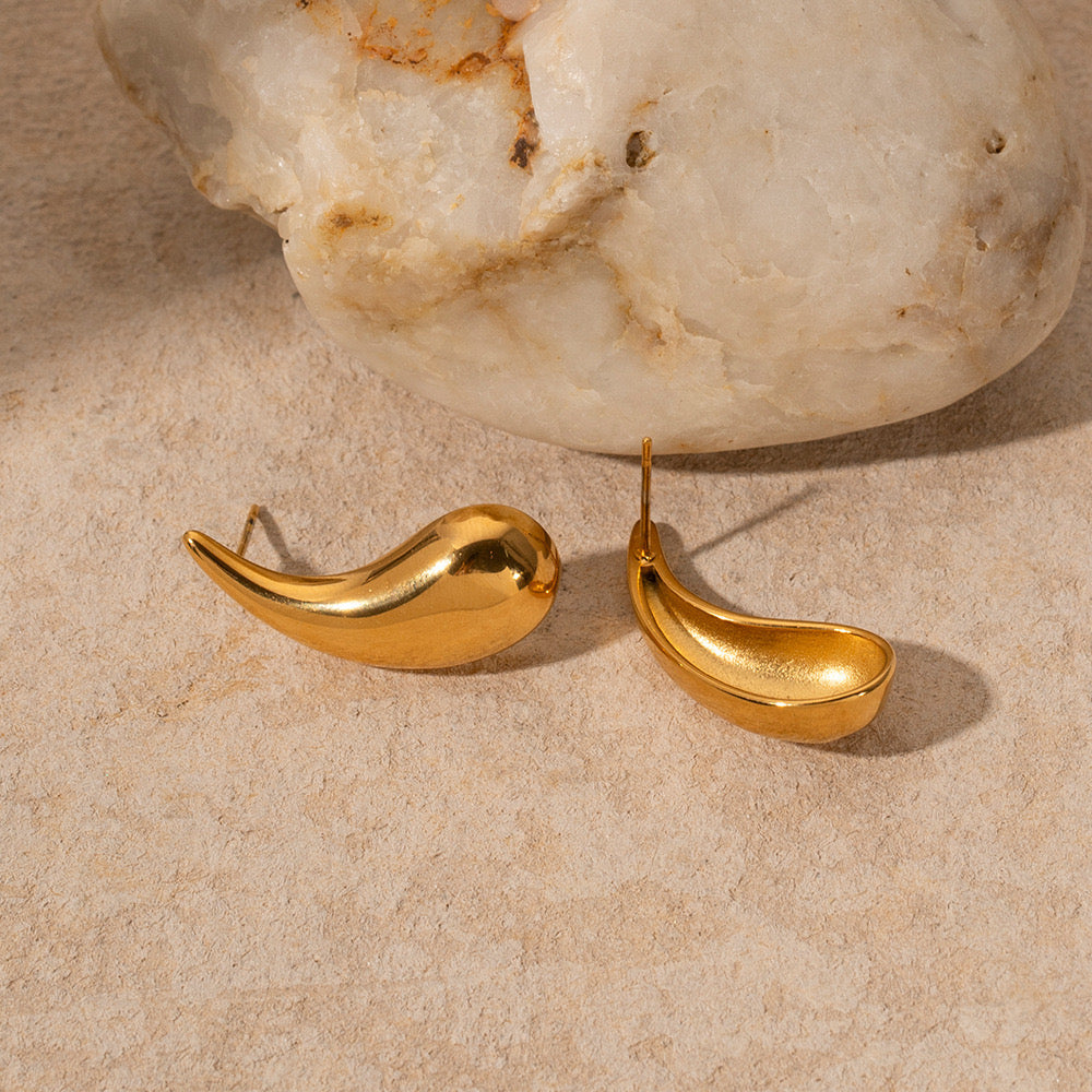 Advanced Gold Droplet Earrings