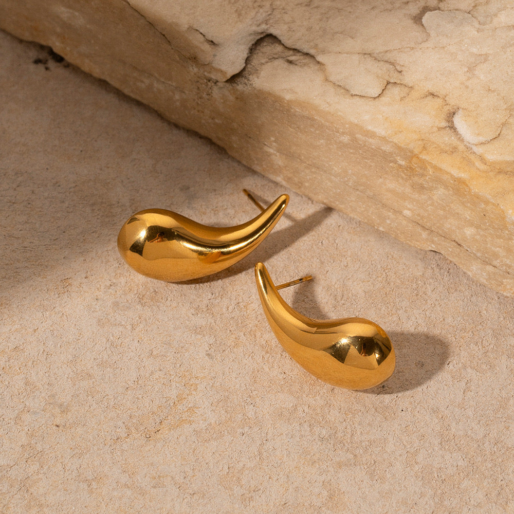 Advanced Gold Droplet Earrings