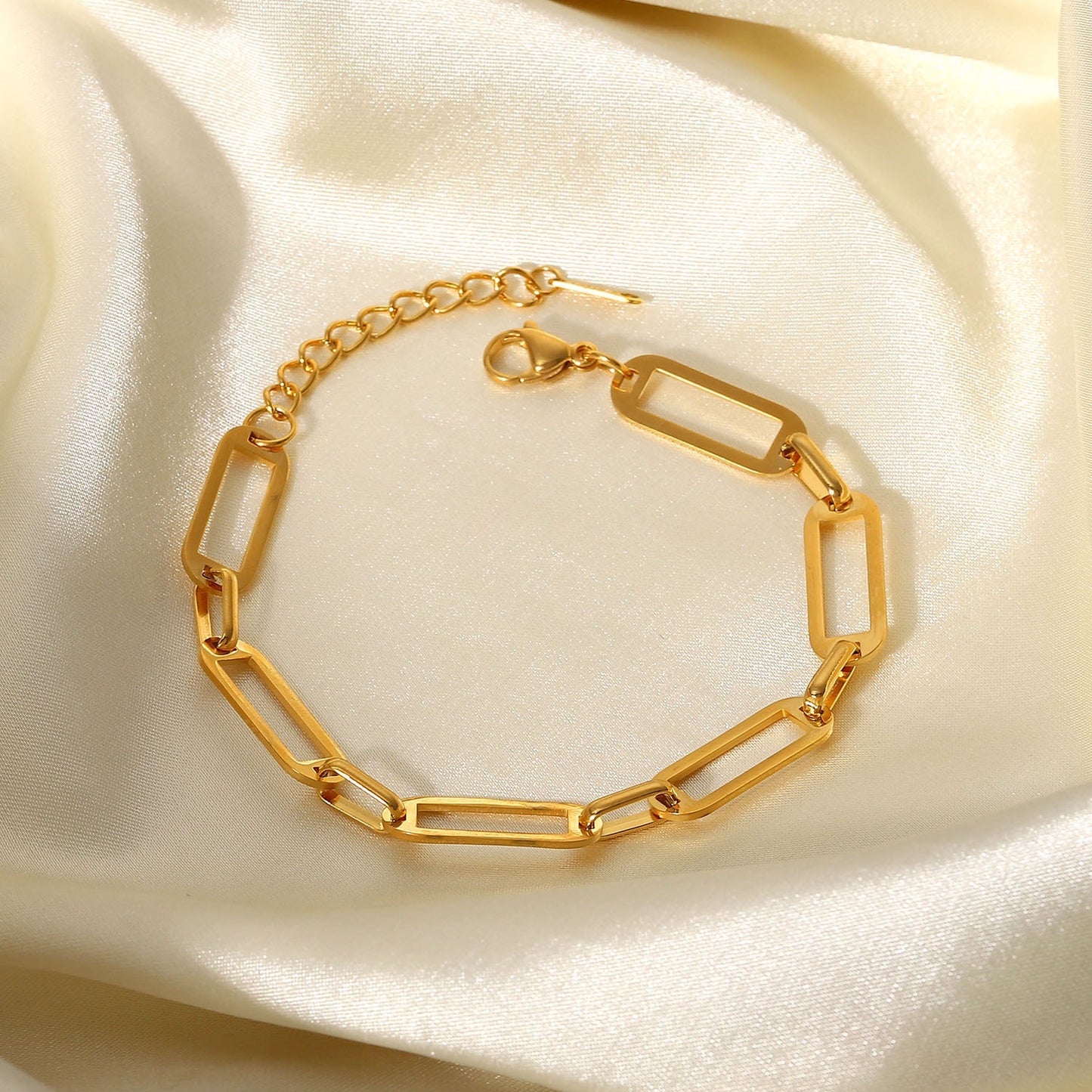 Advanced Gold Ring Bracelet