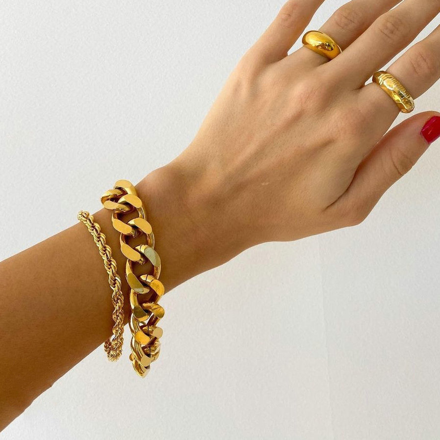 Advanced Gold Chain Bracelet