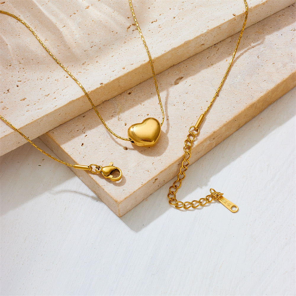 New Style High-End Small Love Necklace