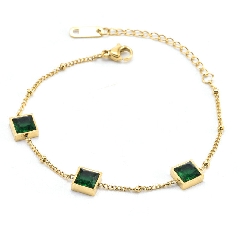 Light Luxury Niche High-End Green Square Diamond Necklace