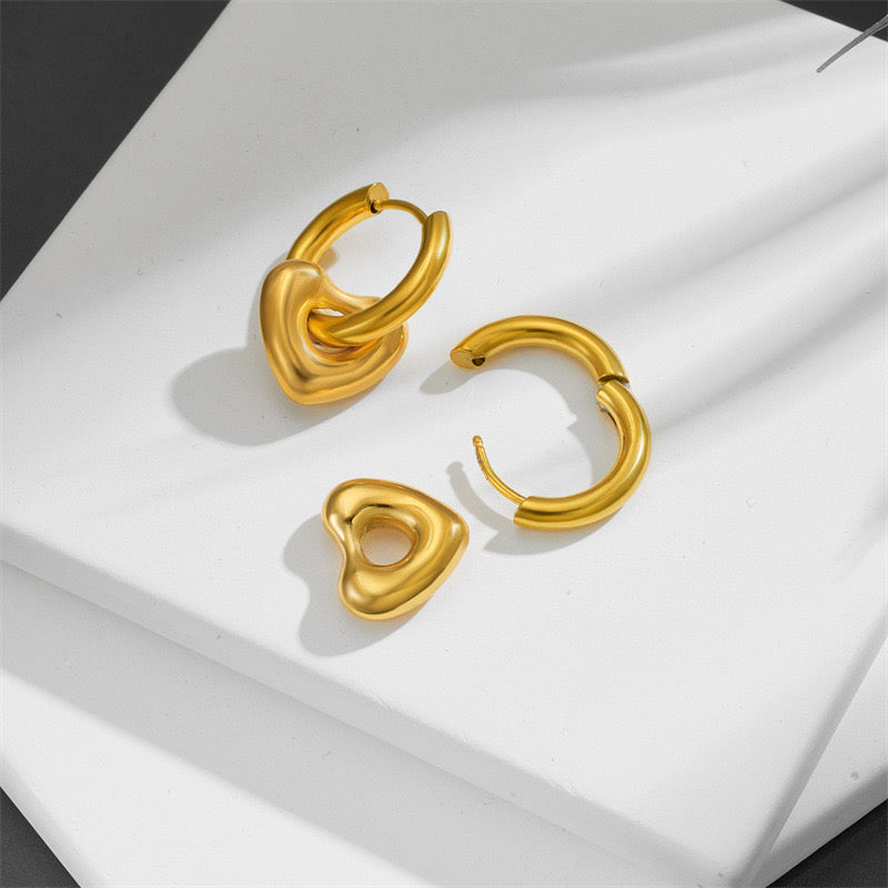 High-End Simple Golden Love Earrings