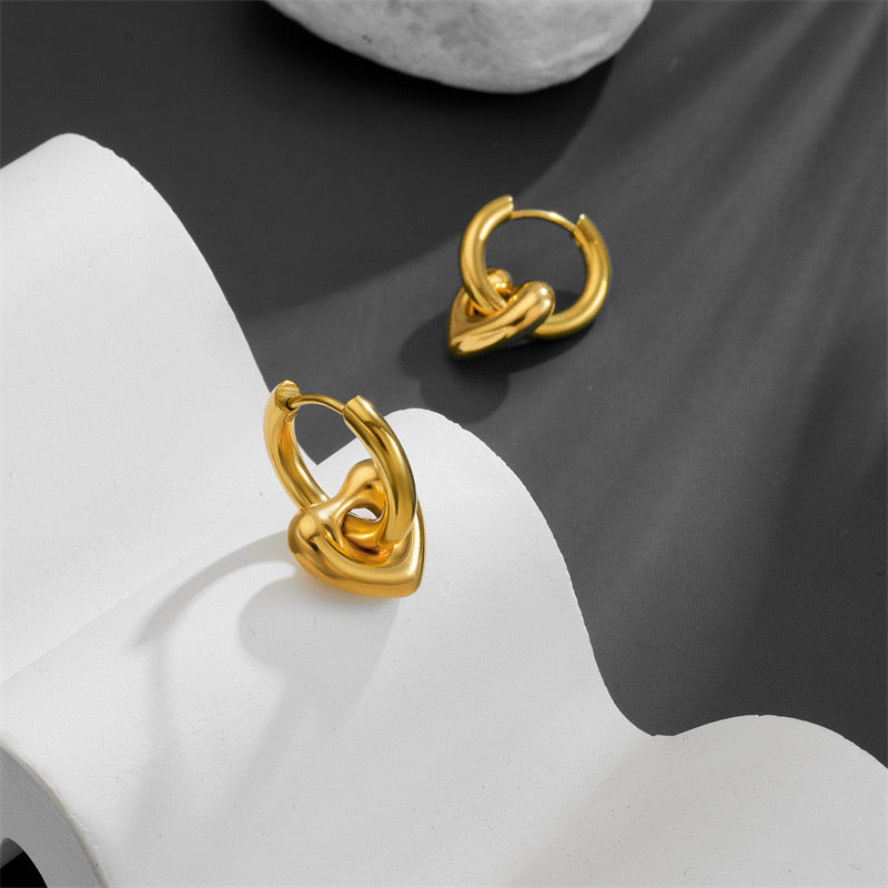 High-End Simple Golden Love Earrings