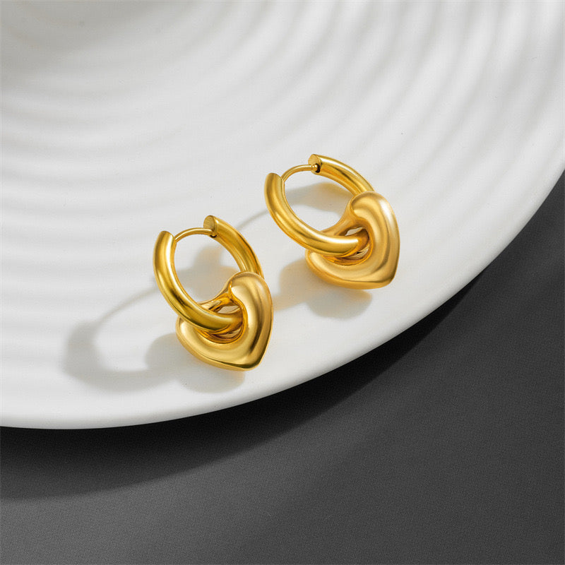 High-End Simple Golden Love Earrings