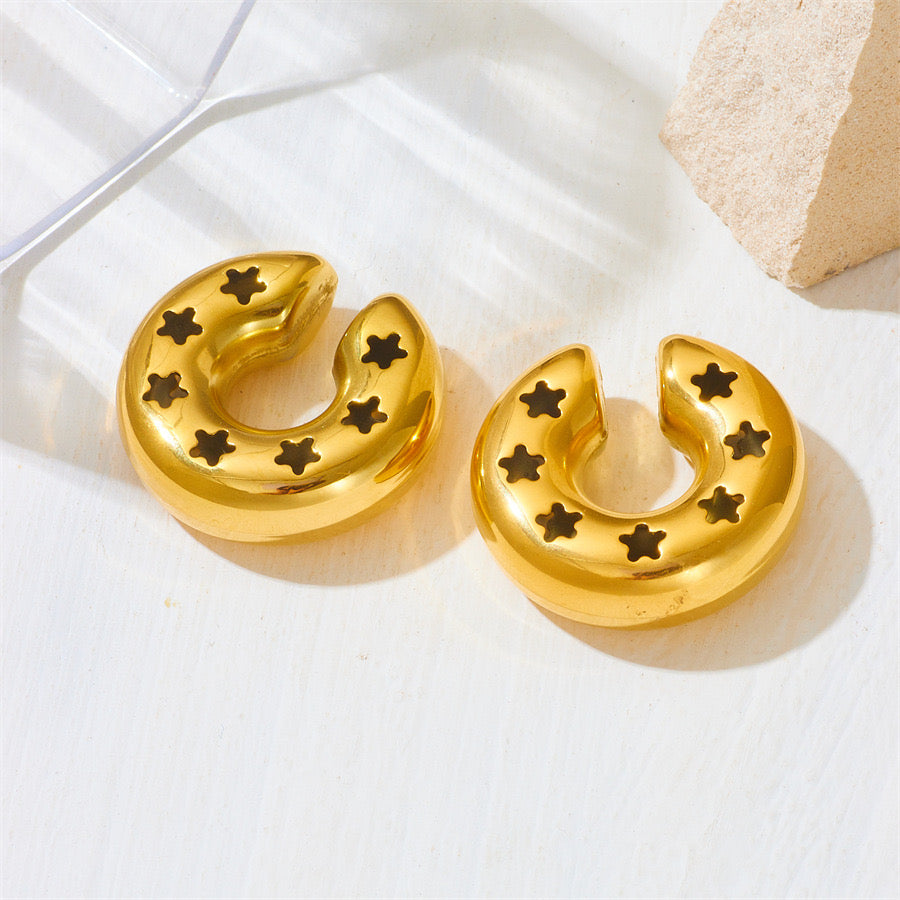 Advanced Simple Hollow Star Earrings