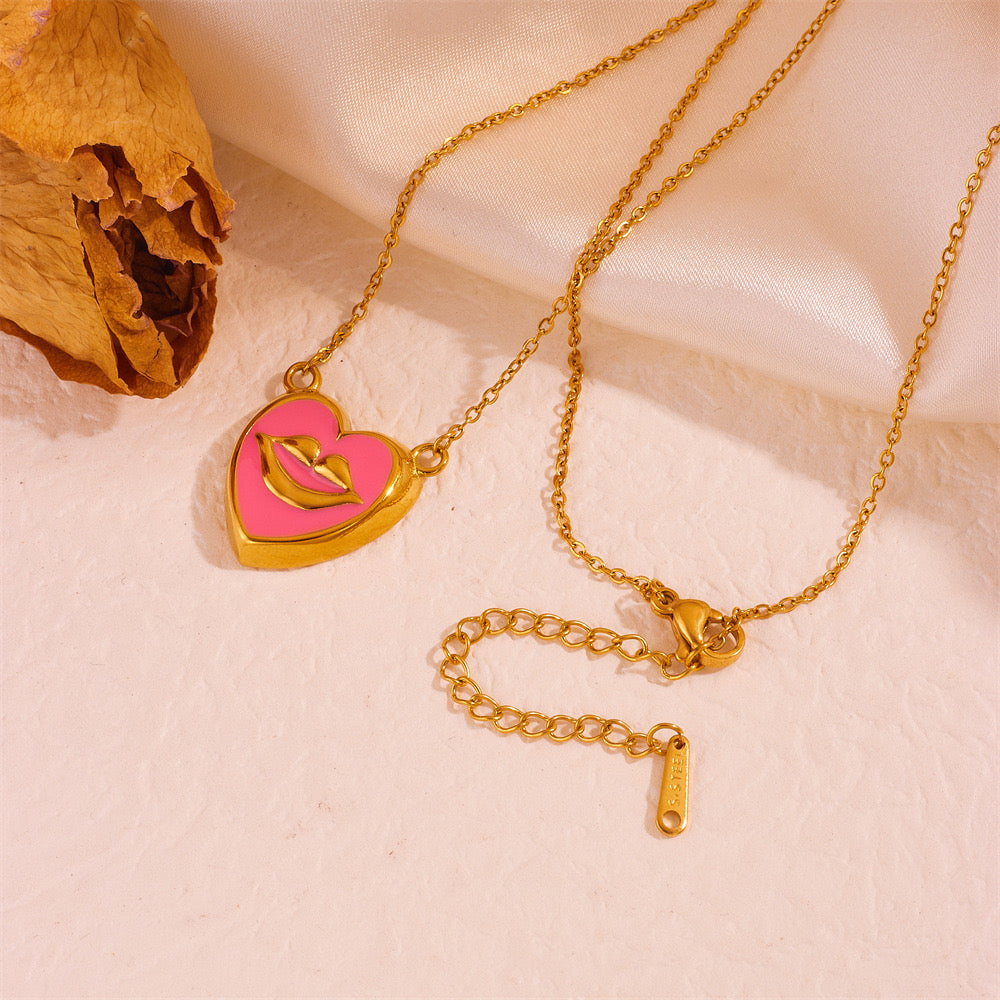 High-End Simple And Light Luxury Pink Love Lips Necklace