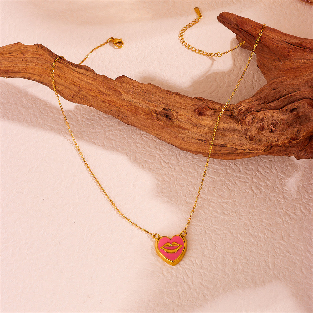 High-End Simple And Light Luxury Pink Love Lips Necklace