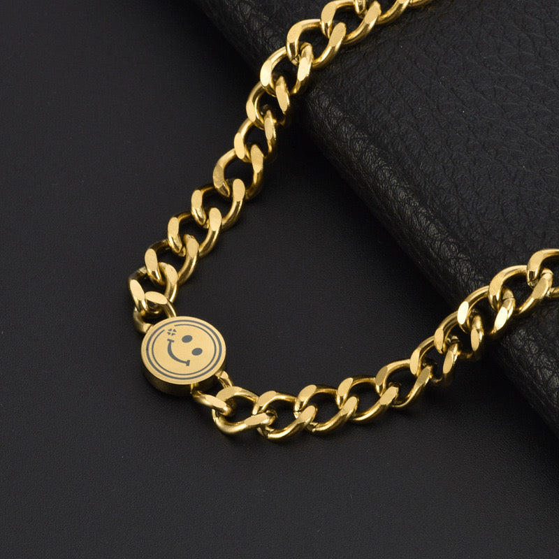 Advanced Simple Fashion Smiley Face Necklace