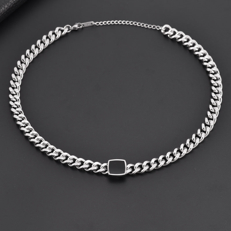 Advanced Simple Fashion Black Square Necklace Bracelet