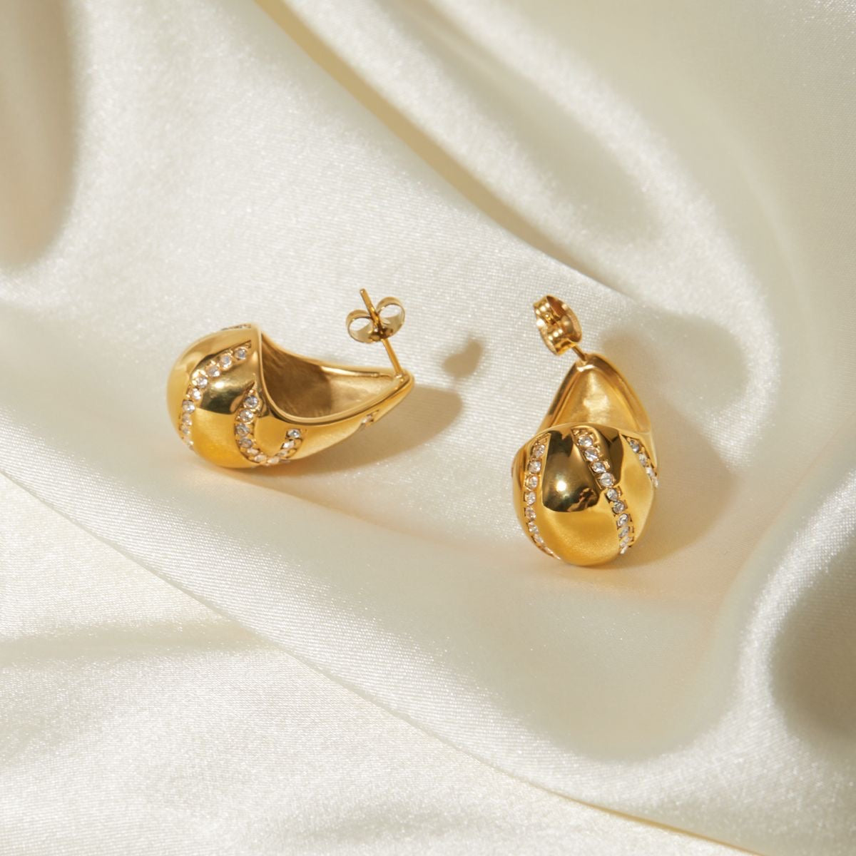 Premium Gold Diamond Drop Earrings