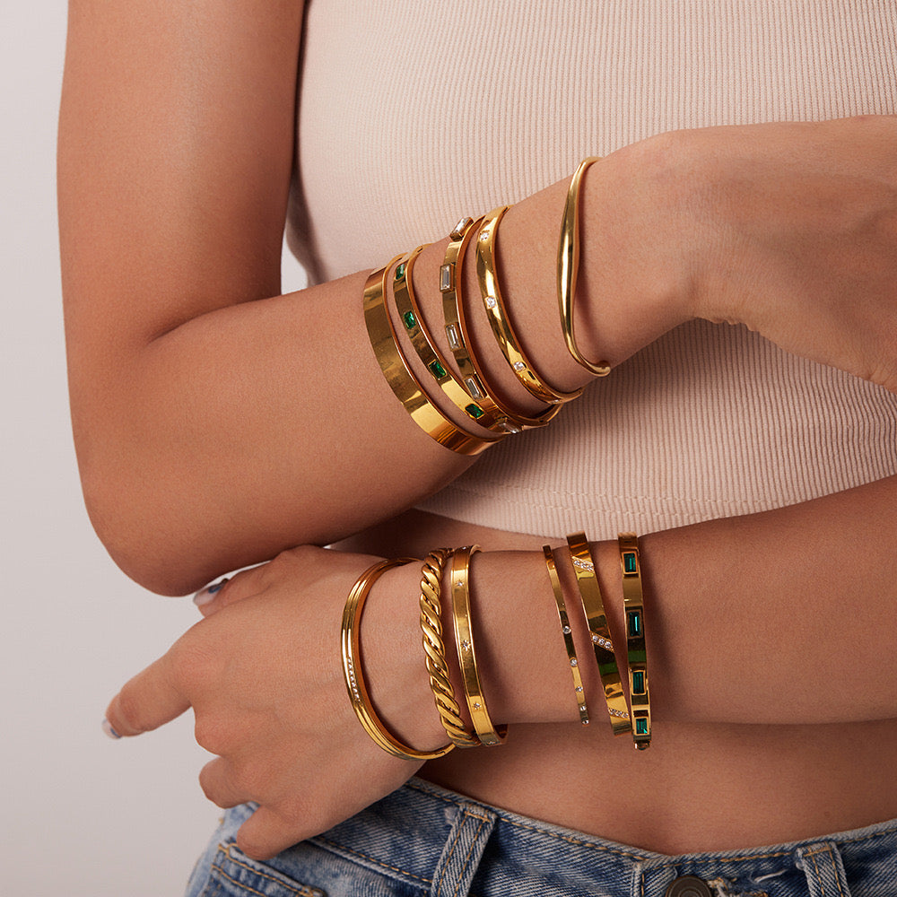 Premium Gold Multi-Style Bracelet