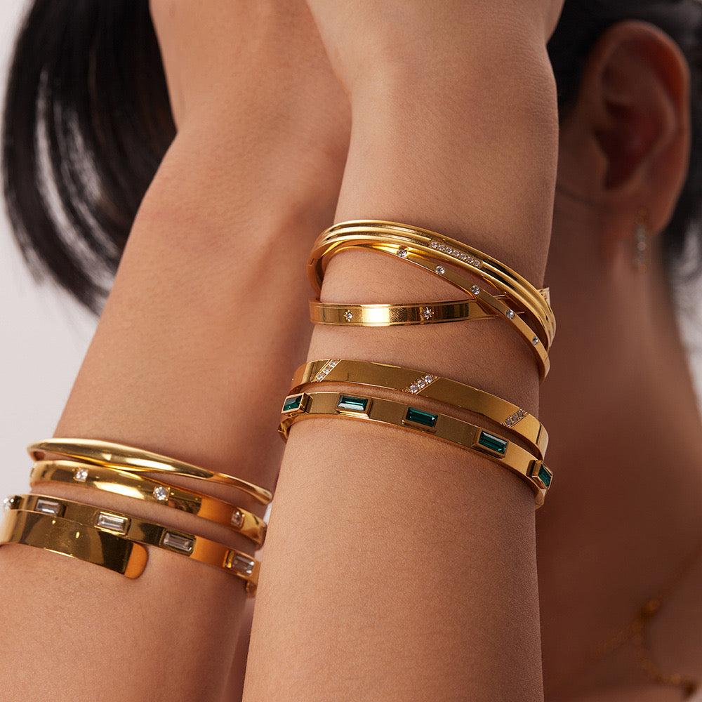 Premium Gold Multi-Style Bracelet