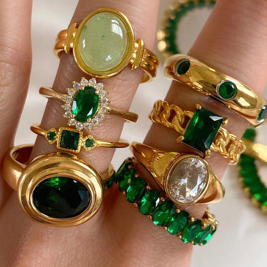 2024 Advanced Vintage Green Gemstone Gold Ring