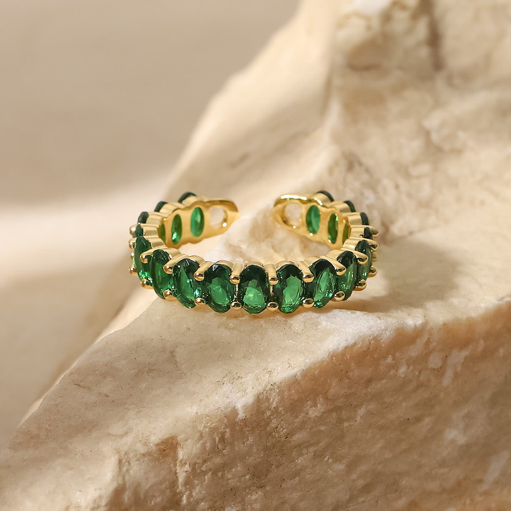 2024 Advanced Vintage Green Gemstone Gold Ring