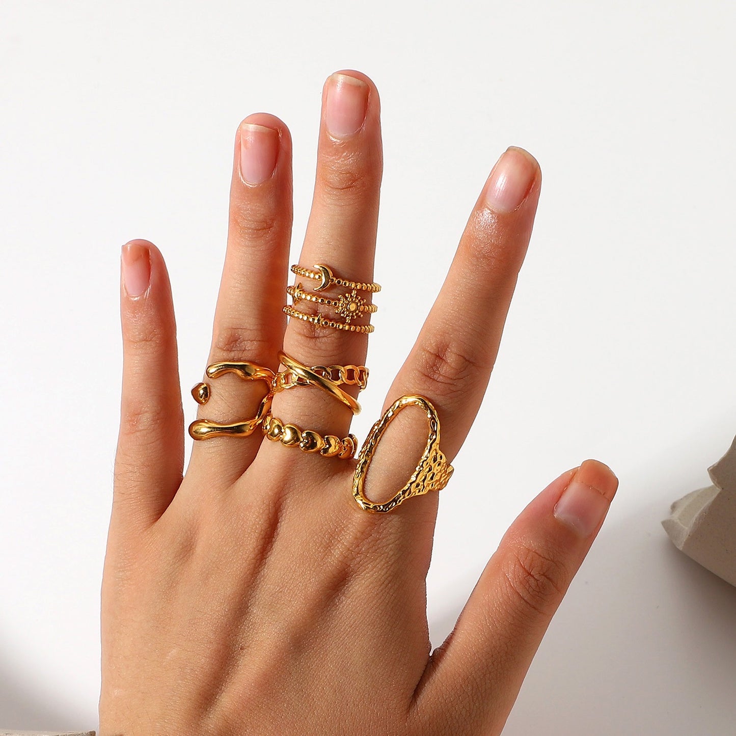 Hollow Snake Shape Vintage Gold Ring