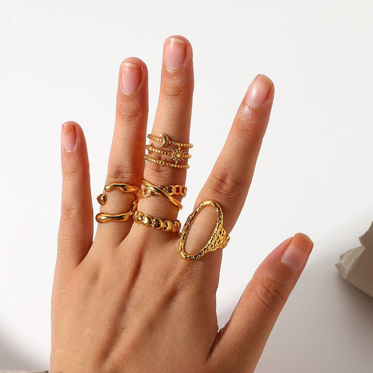 Hollow Snake Shape Vintage Gold Ring