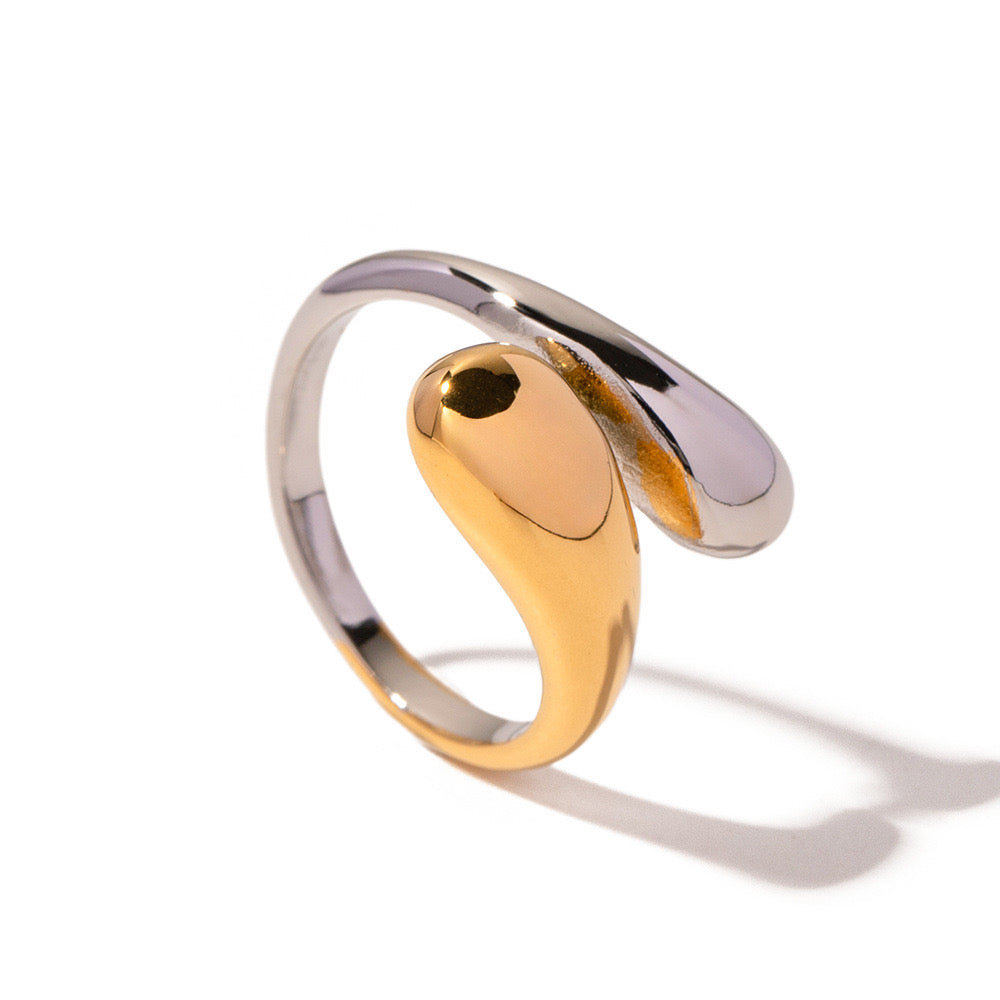 Premium Drop-Shaped Gold Ring