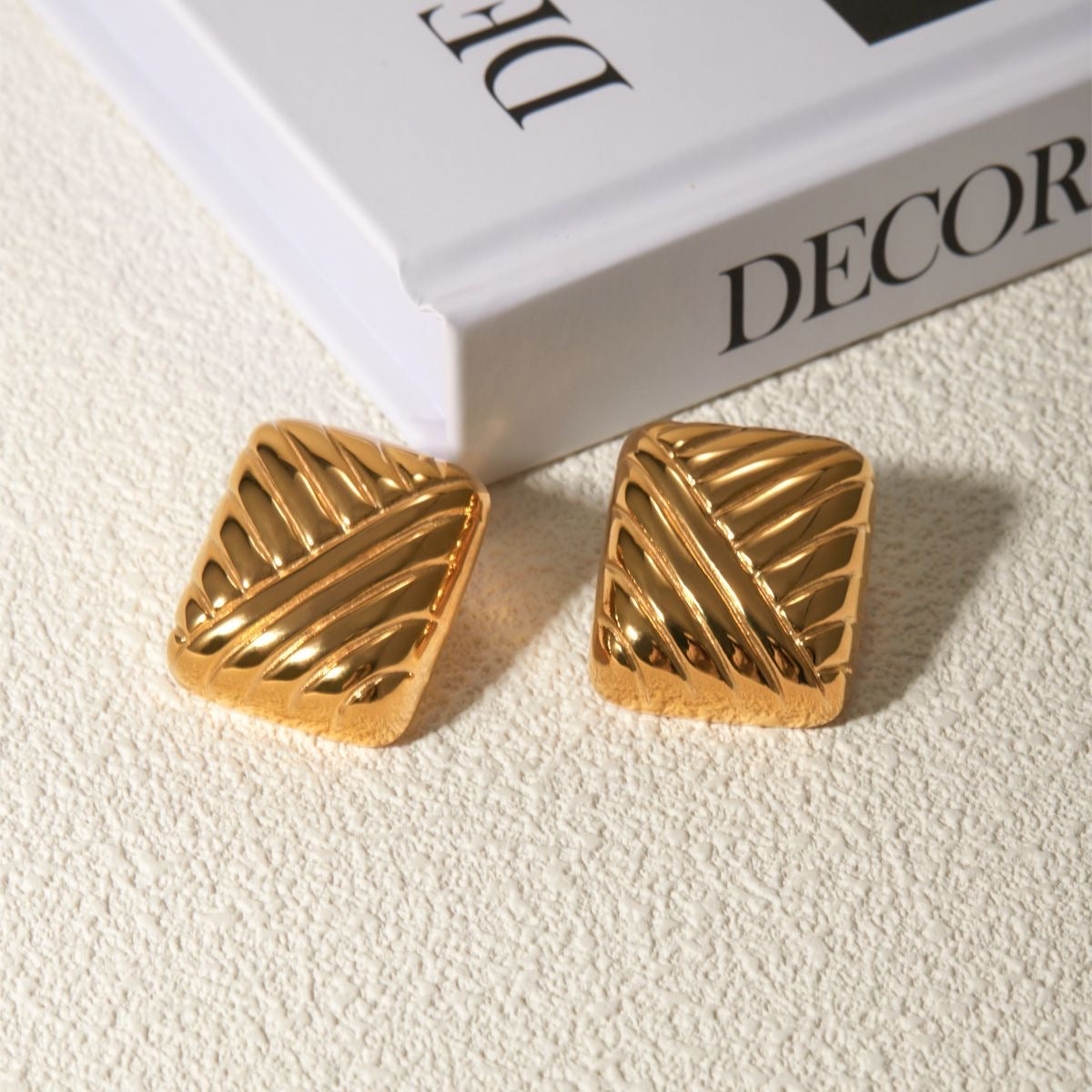 New Square Diagonal Stripe Ring, Light Luxury, Personality