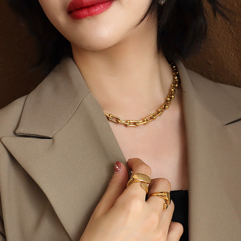 New Niche Design Gold Chain Characteristic Necklace With Personality