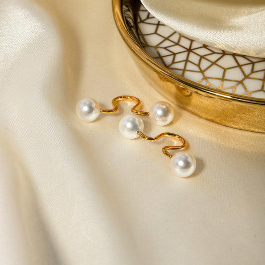 Advanced New Simple Pearl Curved Niche Earrings Small Exquisite Fashion Gold Earrings