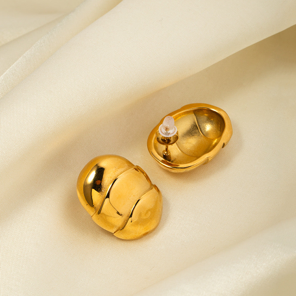 Light Luxury High-End Oval Bean Gold Shiny Niche Design Metal Earrings