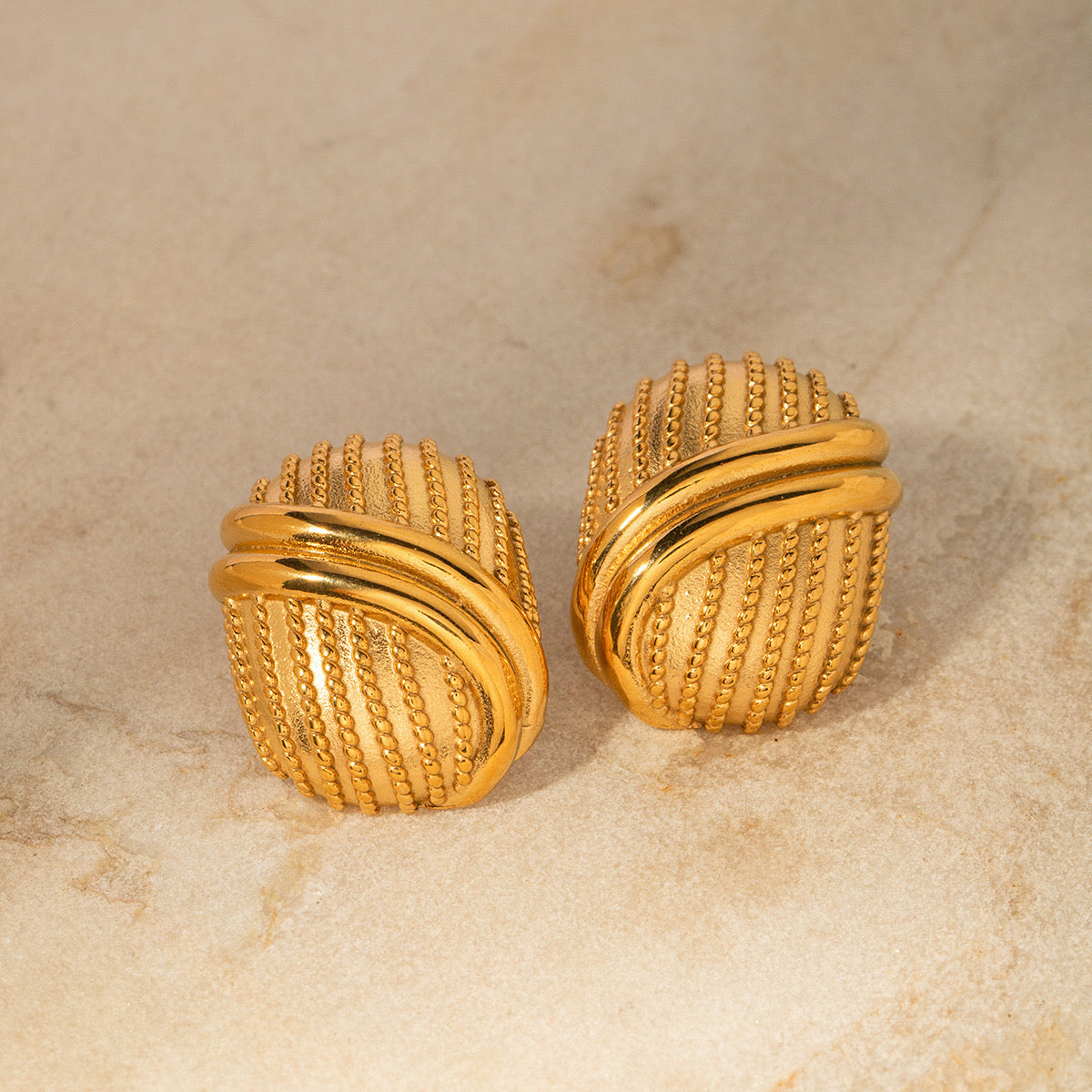 Light Luxury High-Grade Gold Beads Wrapped Around Braided Round Shiny Niche Design Metal Earrings