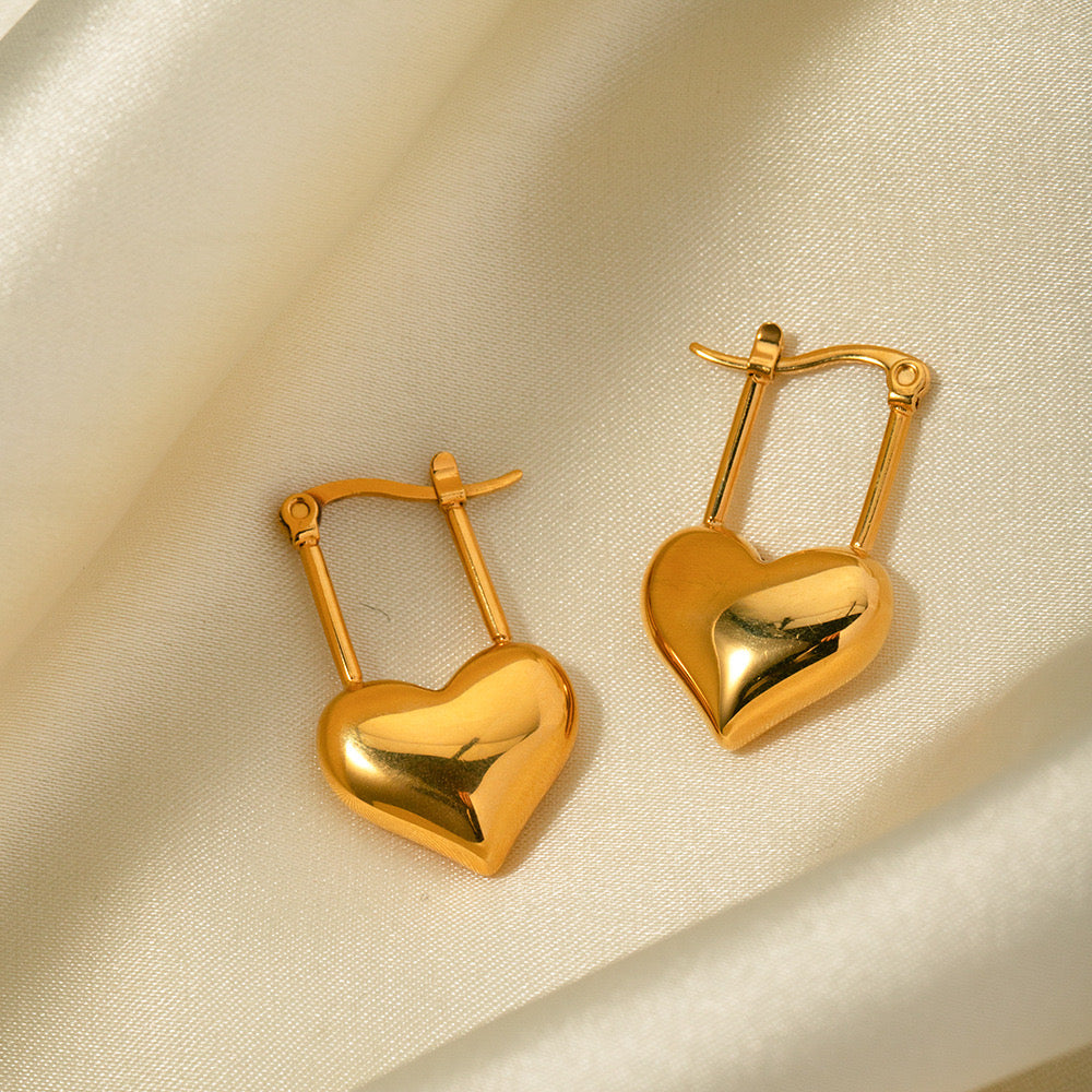 Light Luxury High-End Golden Love Lock Shiny Niche Design Metal Earrings