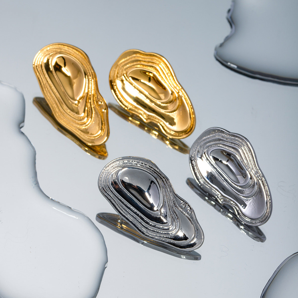 Light Luxury High-End Gold And Silver Striped Wavy Shiny Niche Design Metal Earrings