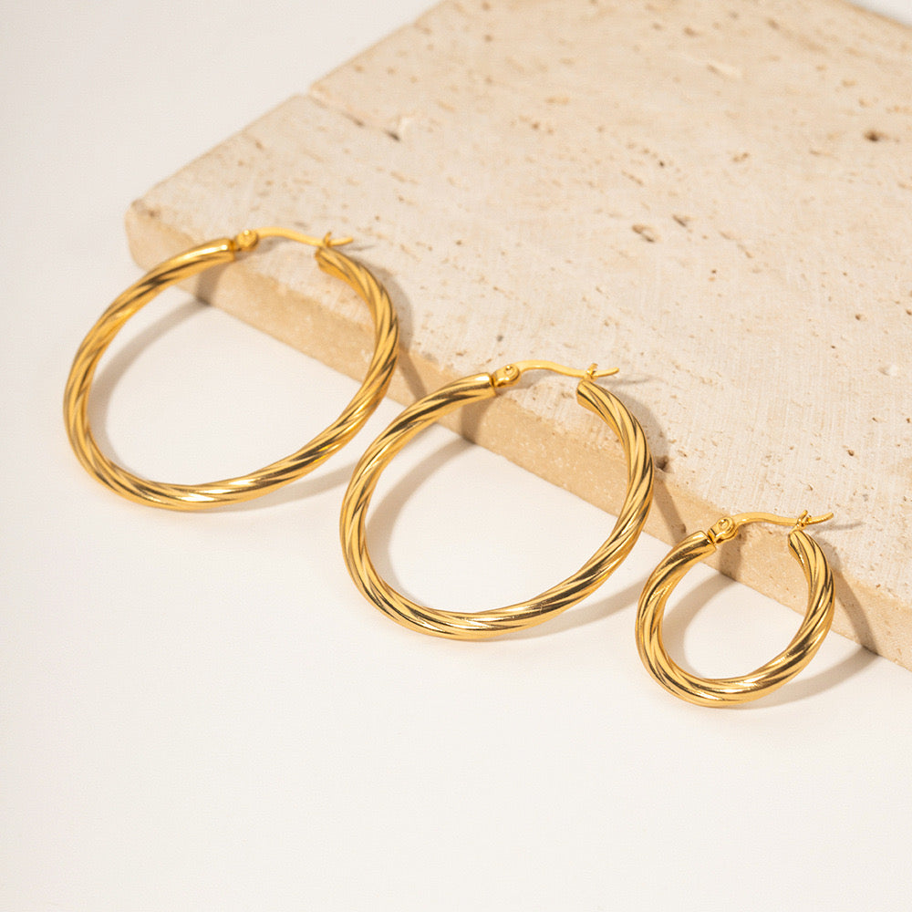 Versatile Niche Design, High-End, Luxury, Large Diameter Hoop Earrings