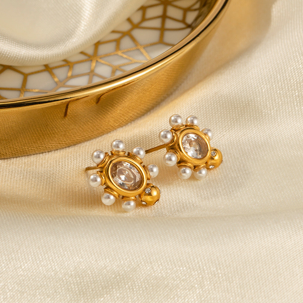 Versatile Niche Design High-End Luxury Pearl Earrings