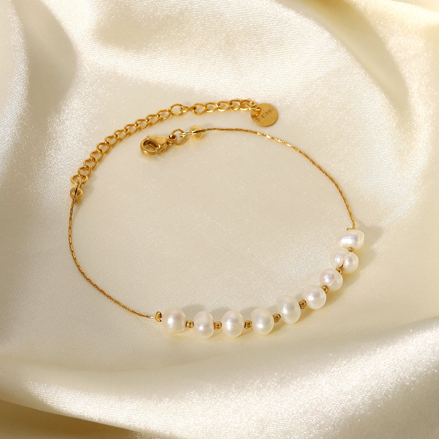 Versatile Niche Design, High-End Luxury Pearl Bracelet