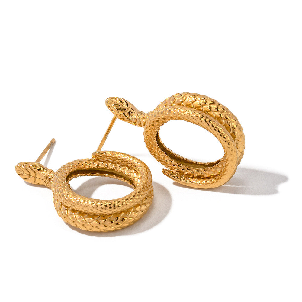 Versatile Niche Design, High-End Luxury Snake Earrings