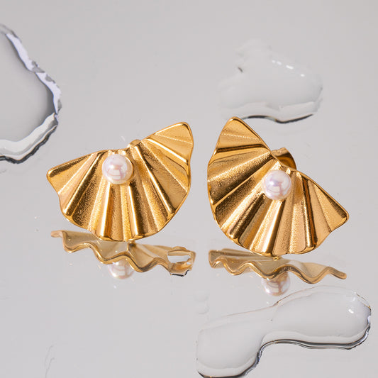 INS High-End Luxury, Exquisite And Versatile Fan Pearl Earrings