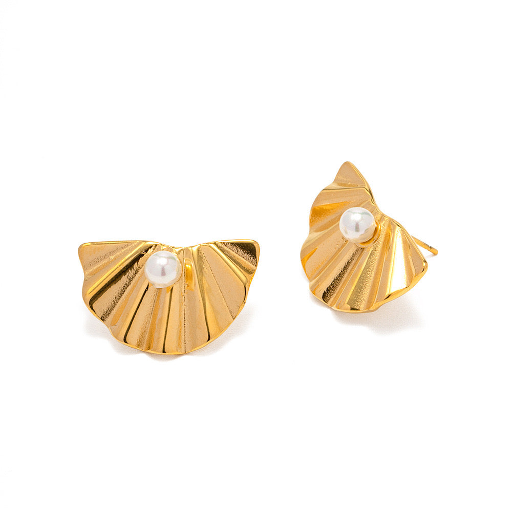 INS High-End Luxury, Exquisite And Versatile Fan Pearl Earrings