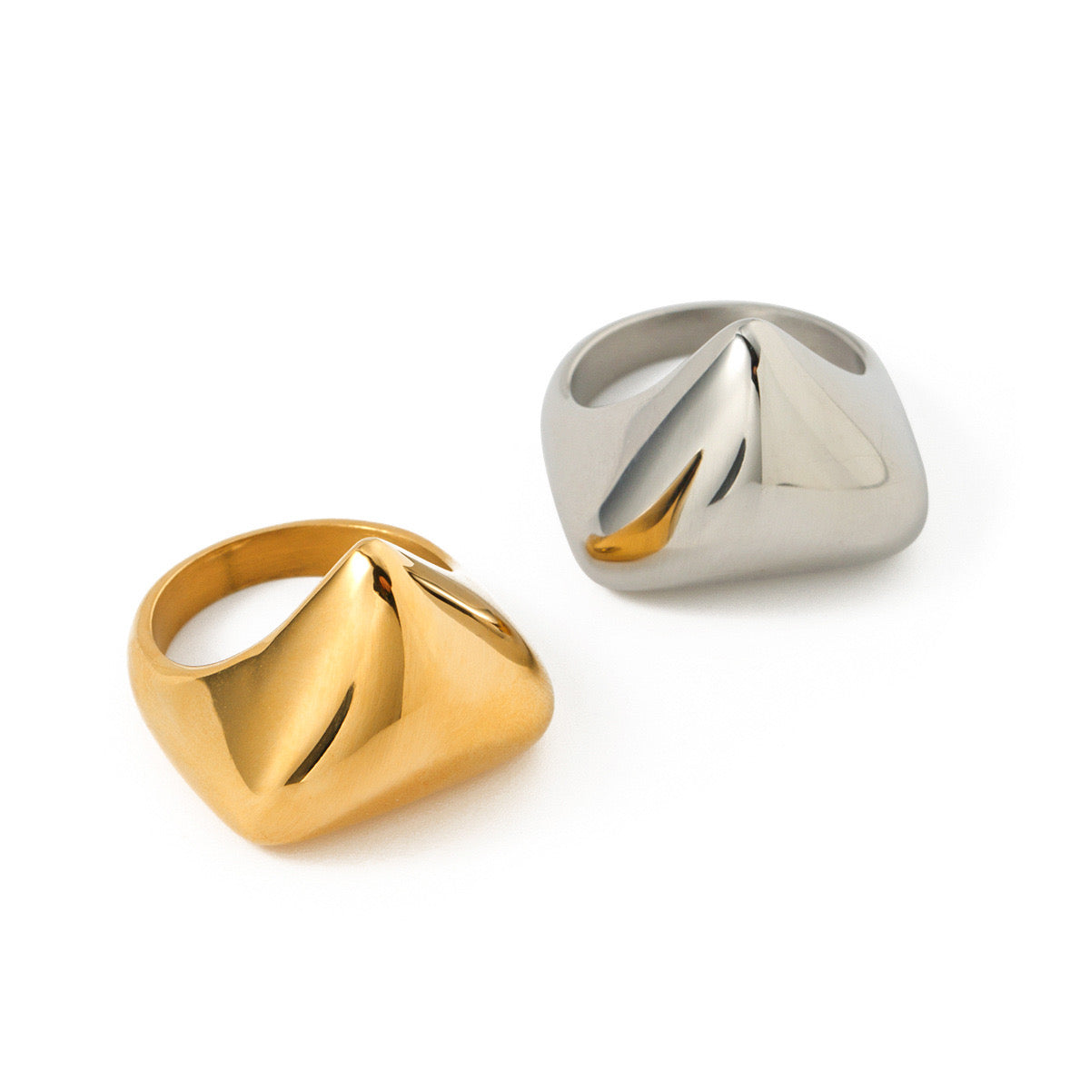 New Golden Glossy Temperament High-Grade Triangle Ring