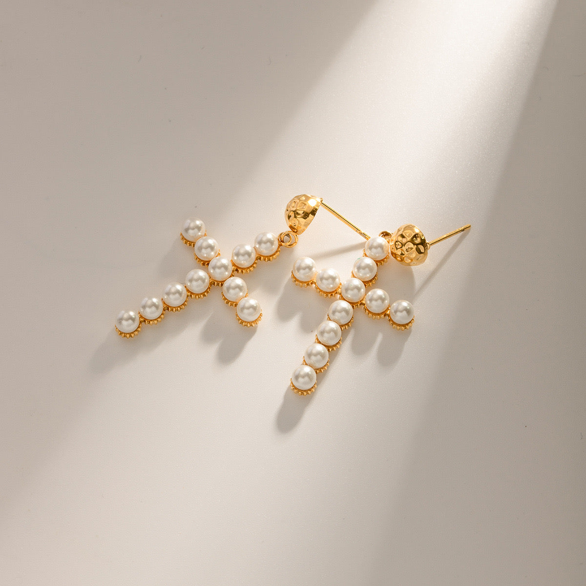 High-End Light Luxury Simple Fashion Shiny Pearl Cross Earrings