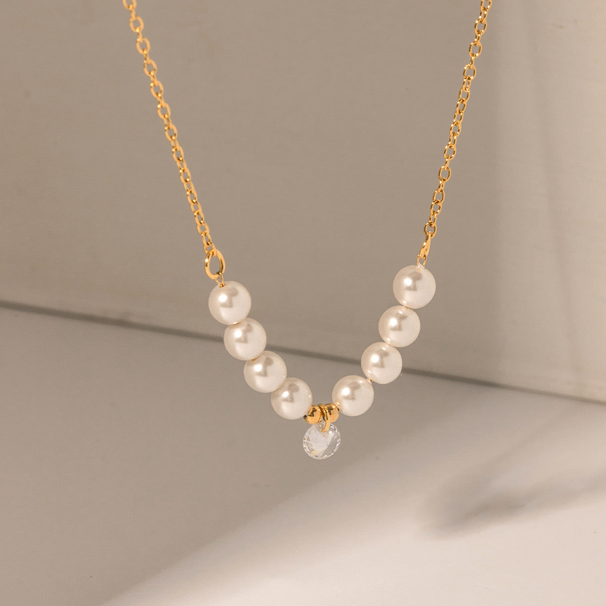 High-End Light Luxury Simple Fashion Shiny Pearl Necklace