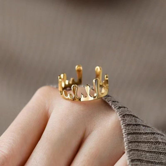 Premium Gold Fluid Ring