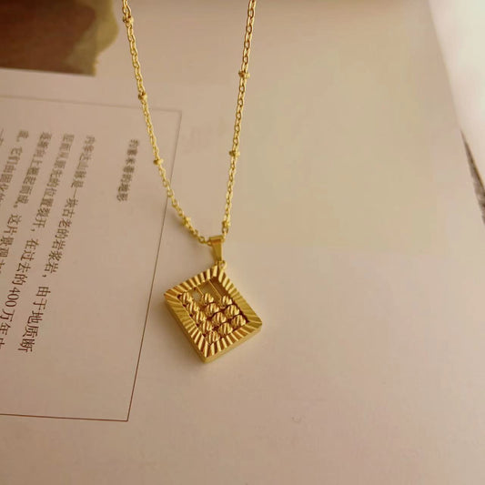 Premium Square Featured Necklace